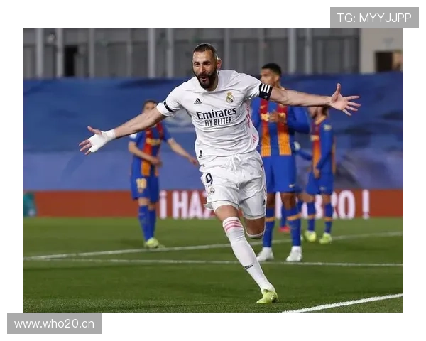 本泽马离开皇马是否正确:战术适配与生涯阶段分析